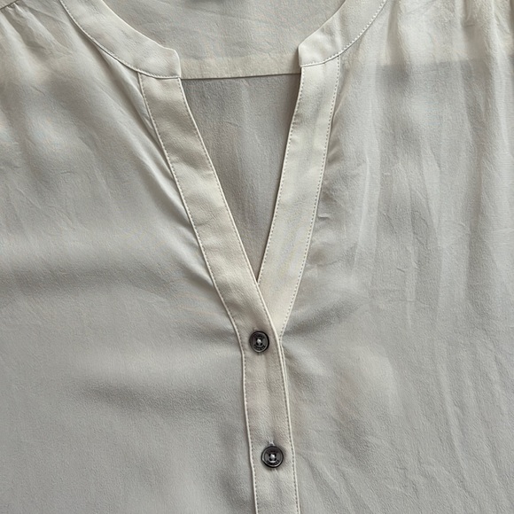 TOMMY BAHAMA Silk Cream V-Neck Belted Shirt Dress - Size Small - Picture 3 of 14